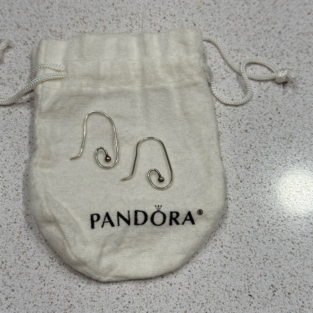 Pandora Earrings Smooth Medium